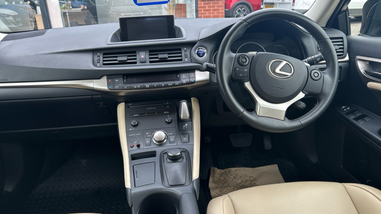 Lexus CT 200h 1.8 Luxury 5dr CVT Auto Hybrid Hatchback